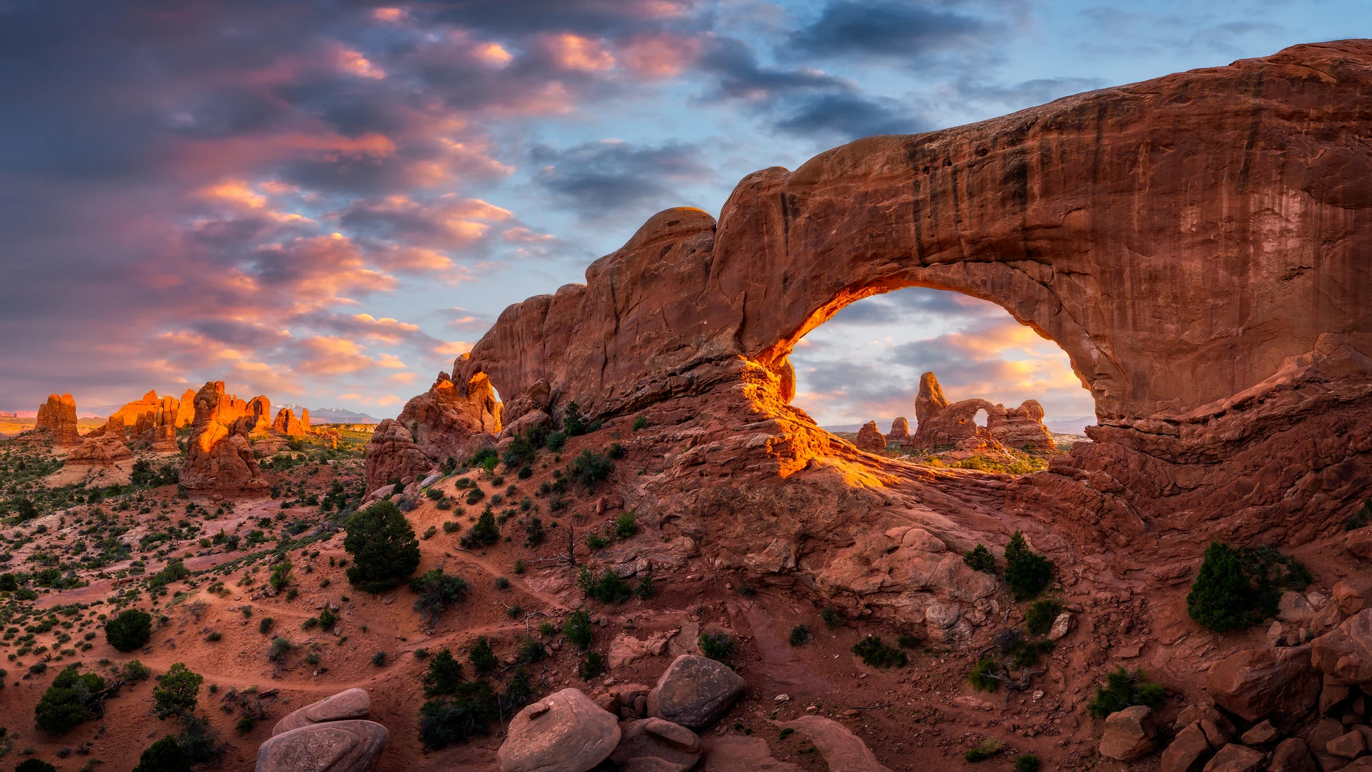 Evening Light: Chasing the Windows and Turret Arch in Arches National Park